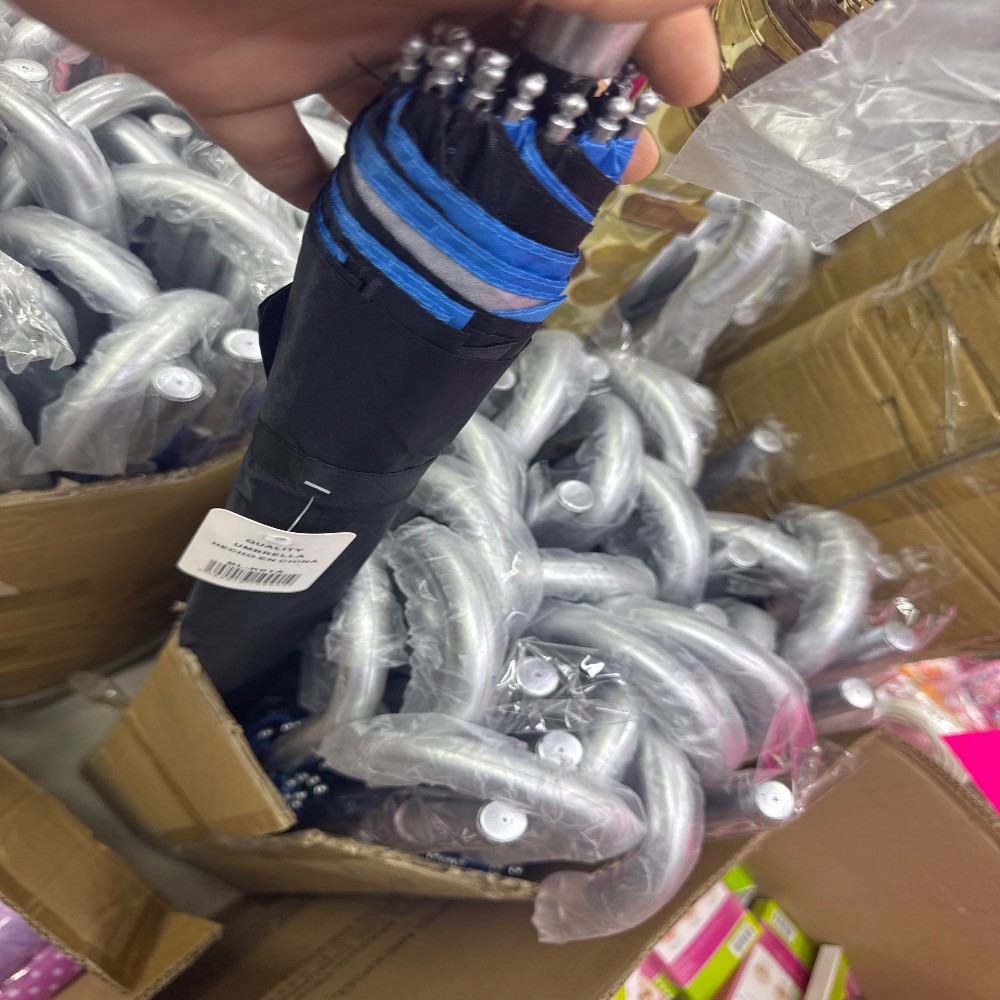7596