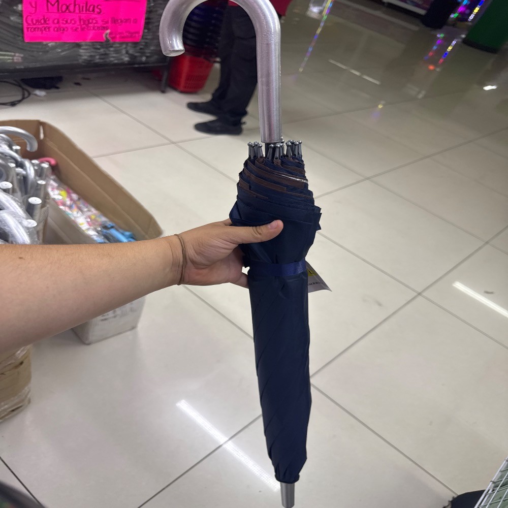 7607